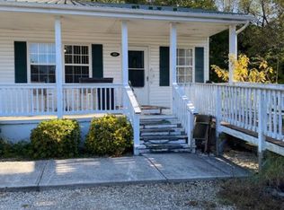333 Lucy St, Appomattox, VA 24522