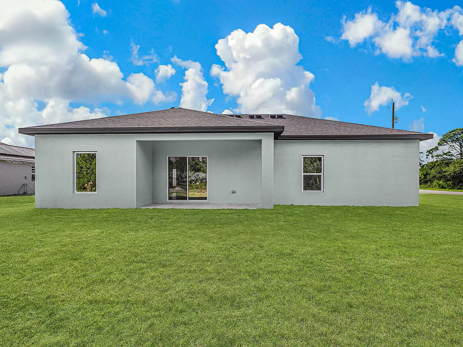 3 bed, 2.0 bath, 1680 sqft, $2,865 — Photo 3