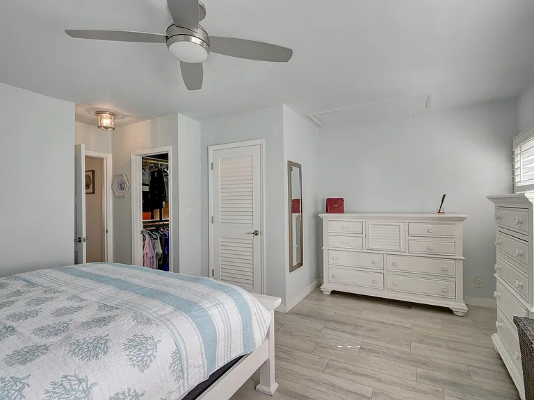 1020 Casuarina Rd — Photo 8