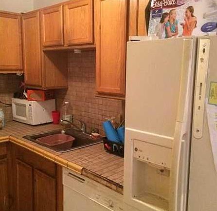 4th image of 20520 NW 15th Ave APT 220
