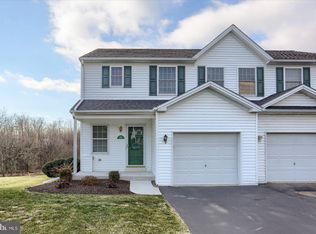 225 Meadow Ln, Harrisburg, PA 17112