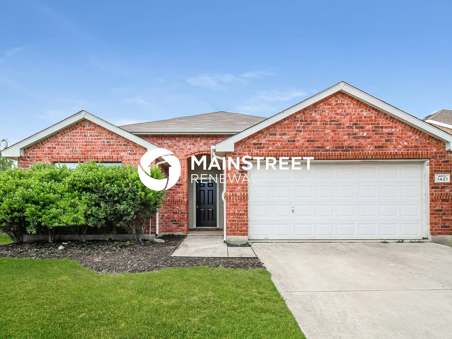 1421 Eufemia Dr — Photo 1