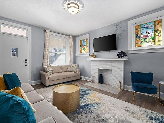 5th image of 2917 Macklind Ave