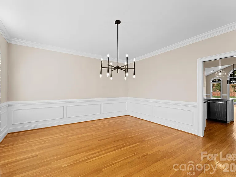 2134 Glade Hill Rd — Photo 15