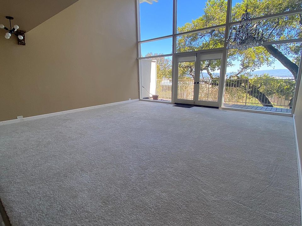 1st image of 3003 Melendy Dr APT 1
