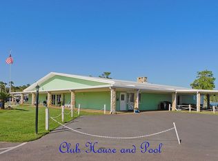 14 Trout Lake Dr #B, Eustis, FL 32726