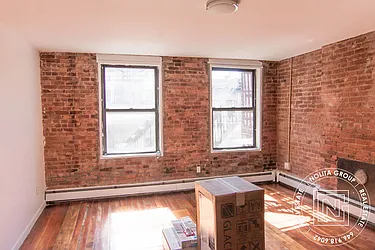 Rented by Nolita Group
