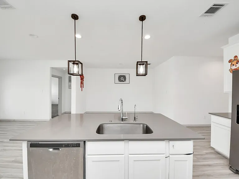 7007 Fleetwood Crescent Way — Photo 14