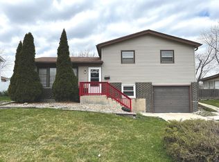 18760 Cedar Ave, Country Club Hills, IL