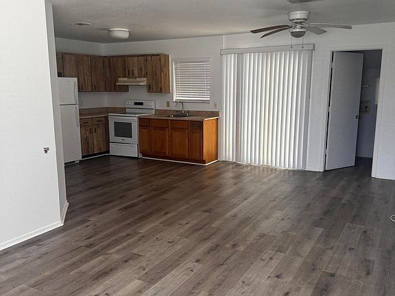 3rd image of 298 Capron Rd