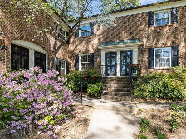 3743 Yorktown Pl, Raleigh, NC 27609