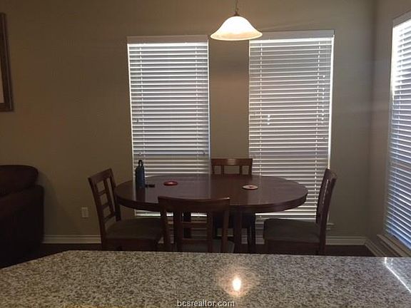 3rd image of 2900 Silver Oak Ct
