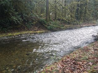 7758 Maple Dr, Maple Falls, WA 98266