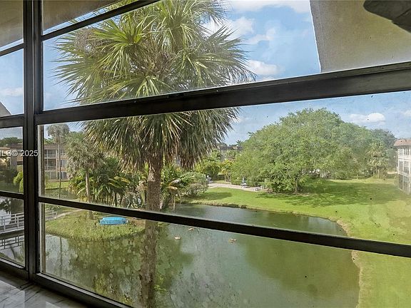 5th image of 5021 W Oakland Park Blvd APT 312