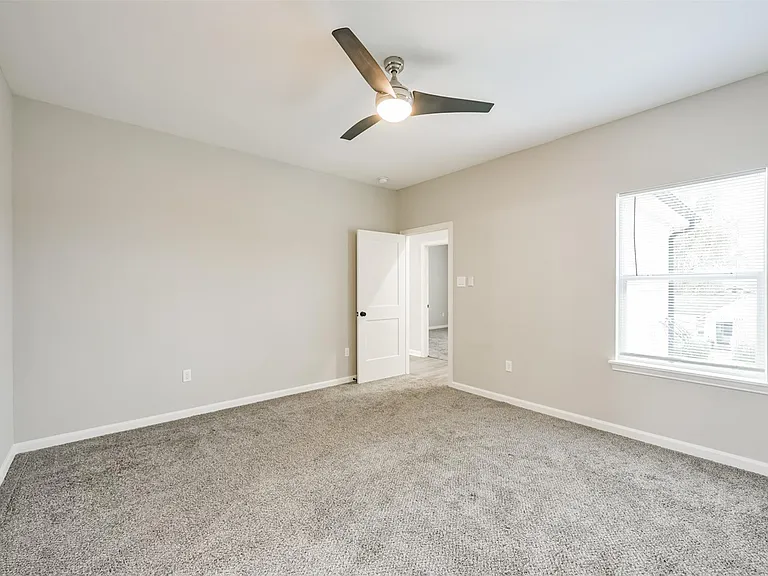 4405 Mallow St #B — Photo 14