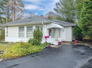 23 Saint Moritz Pl, Toms River, NJ 08753