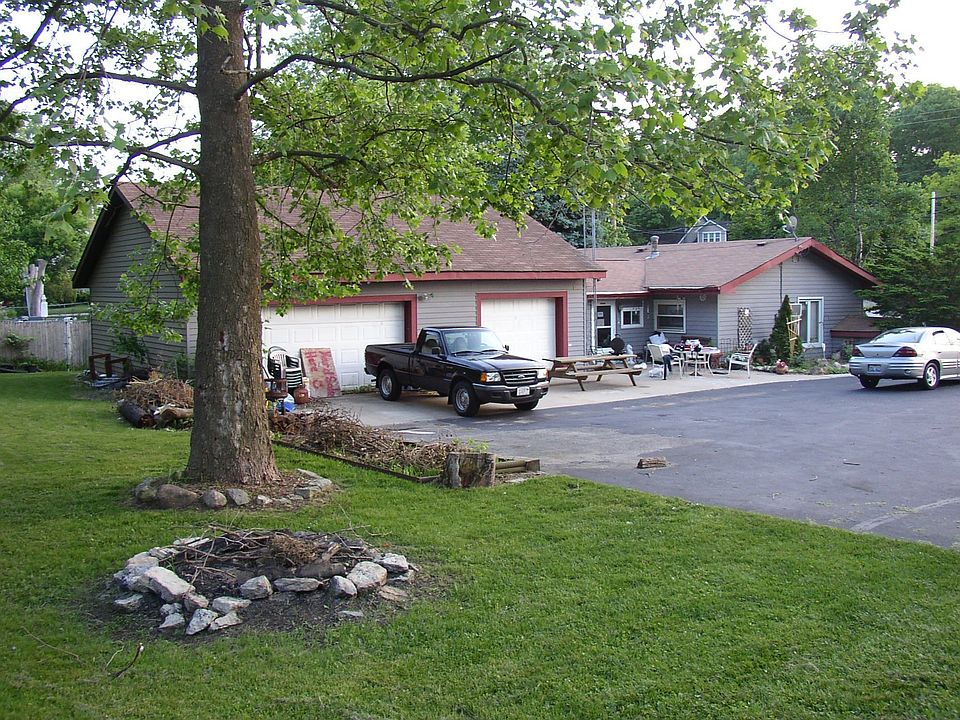 huge driveway 