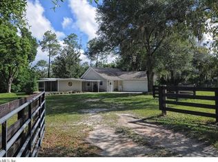 243 Oak Hill Rd, Lady Lake, FL 32159