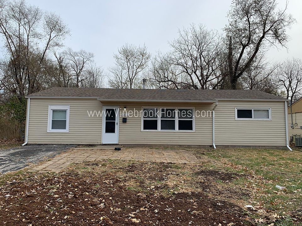 1st image of 10711 Cambridge Ave