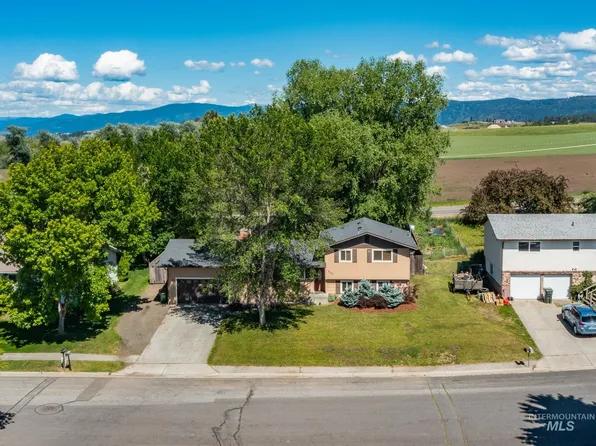 618 Dawn Dr, Grangeville, ID 83530