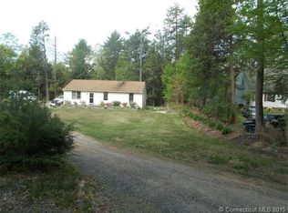 15 Centerwood Dr, Granby, CT 06035