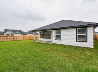 4906 Oakwood Dr, Fresno, TX 77545