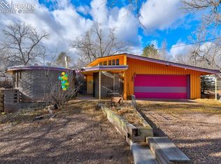 1097 Cheyenne Blvd, Colorado Springs, CO 80905