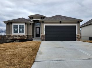 1737 NW 107th Ter, Kansas City, MO 64155