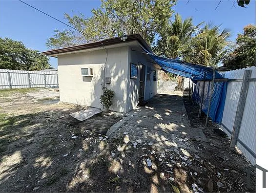 4201 NW 23rd Ave #REAR — Photo 15