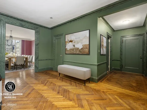 580 Park Avenue image 6 of 19