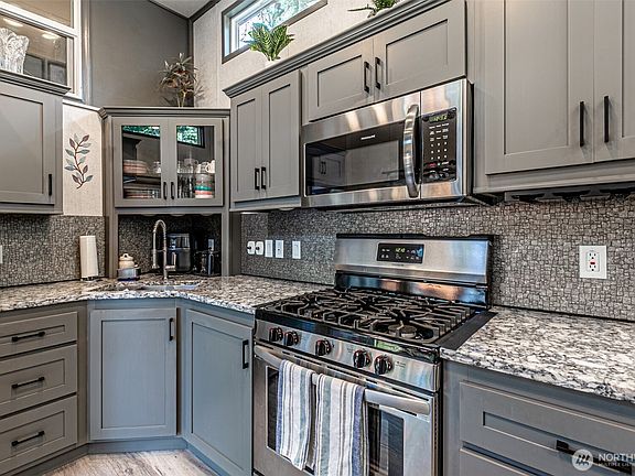 5th image of 1546 Reservation Road SE #75