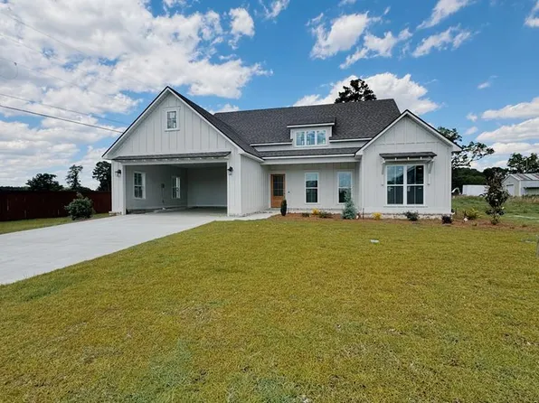 371 Ellens Walk, Tifton, GA 31794