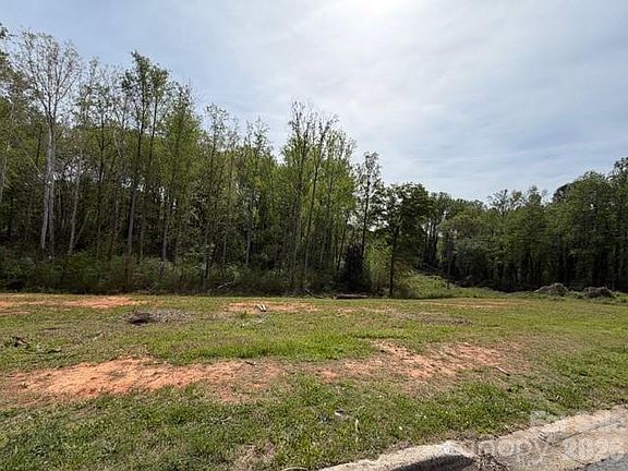 4th image of 844 Newcastle Rd