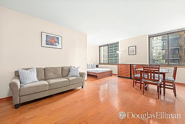 1st image of 235 E 40th St APT 6H