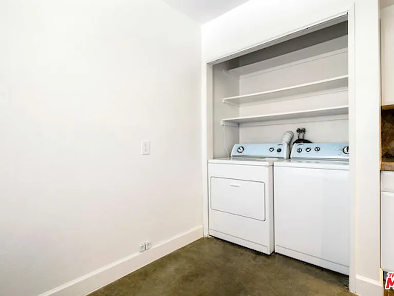11706 Montana Ave #104 — Photo 19