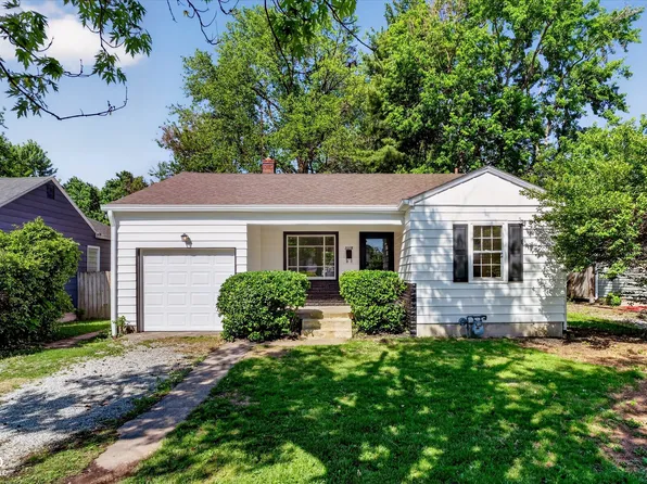 5218 Kingsley Dr, Indianapolis, IN 46220