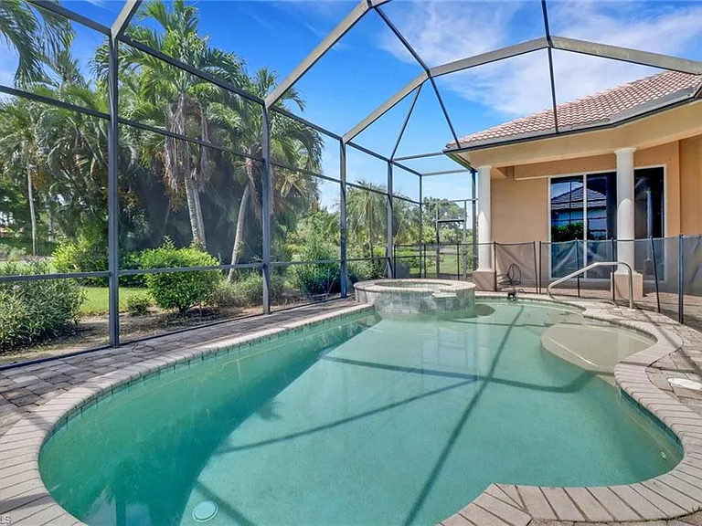 11128 Sierra Palm Ct — Photo 31