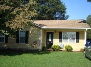 402 Louis St, Graham, NC 27253