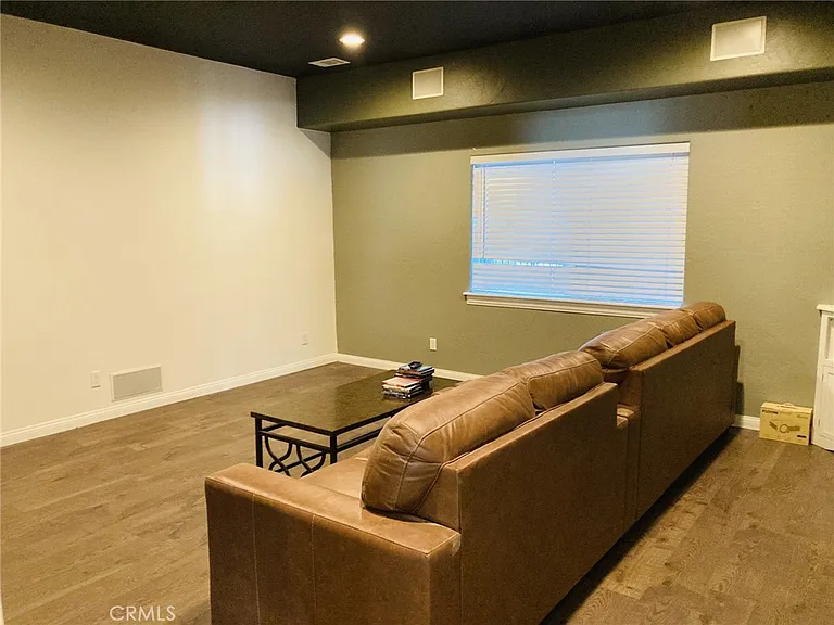 341 A Ln #173 — Photo 15