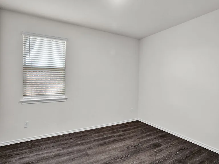 1008 Honey Maple St — Photo 15