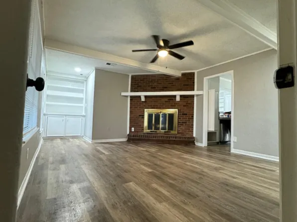 701 Eastern Star Dr, Garland, TX 75040