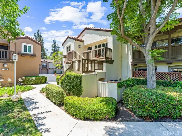 227 S Cross Creek Rd Unit F, Orange, CA 92869