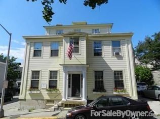 70 Church St, Newport, RI 02840
