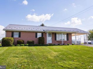 1525 Roxbury Rd, Shippensburg, PA 17257