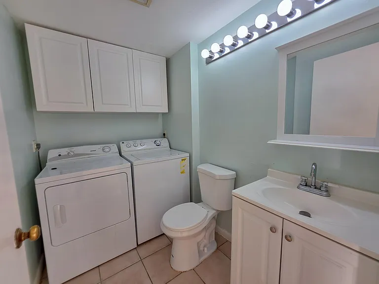 832 Blue Ridge Cir — Photo 4