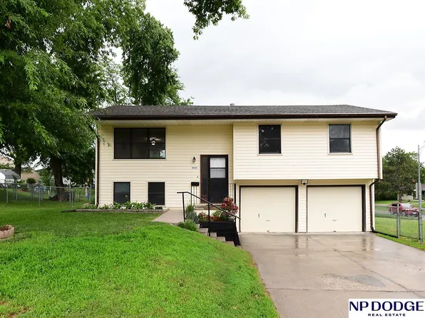 3405 Terrace Dr, Omaha, NE 68134
