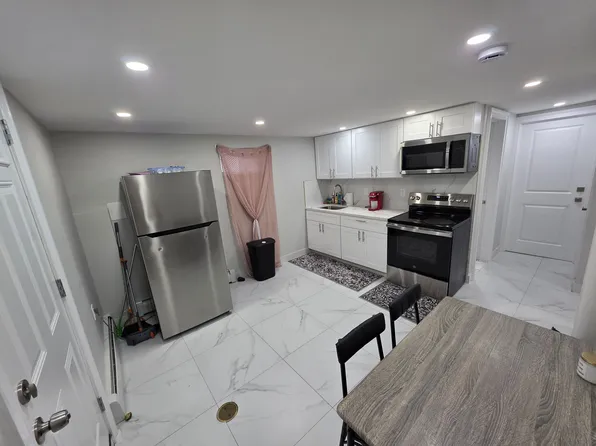 (undisclosed Address), Jamaica, NY 11434