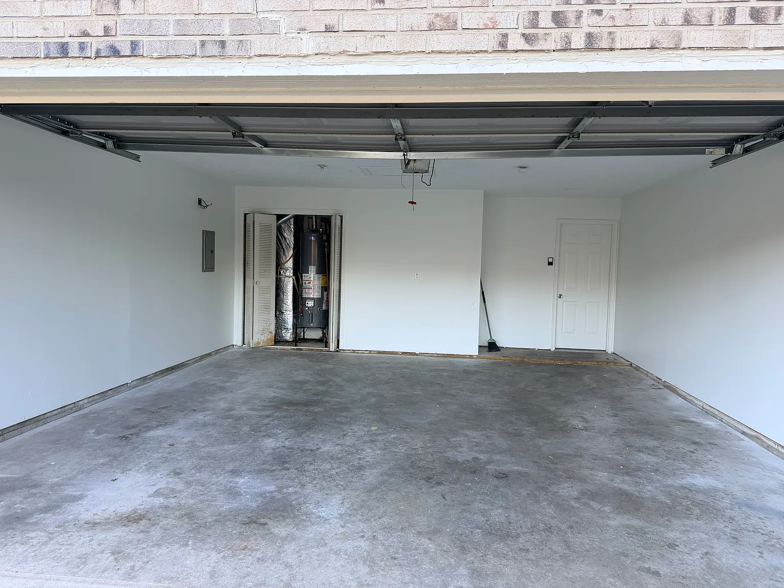 2 bed, 1200 sqft, $1,400 — Photo 2