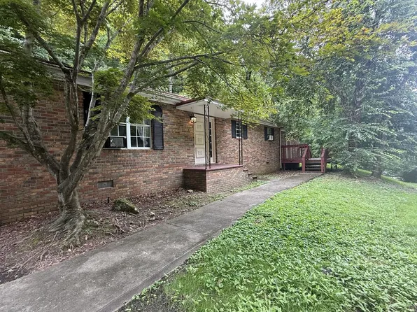 220 Mays Branch Rd, Pikeville, KY 41501