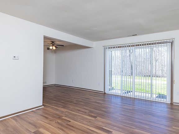 5th image of 7000 Squires Manor Ln APT 4111